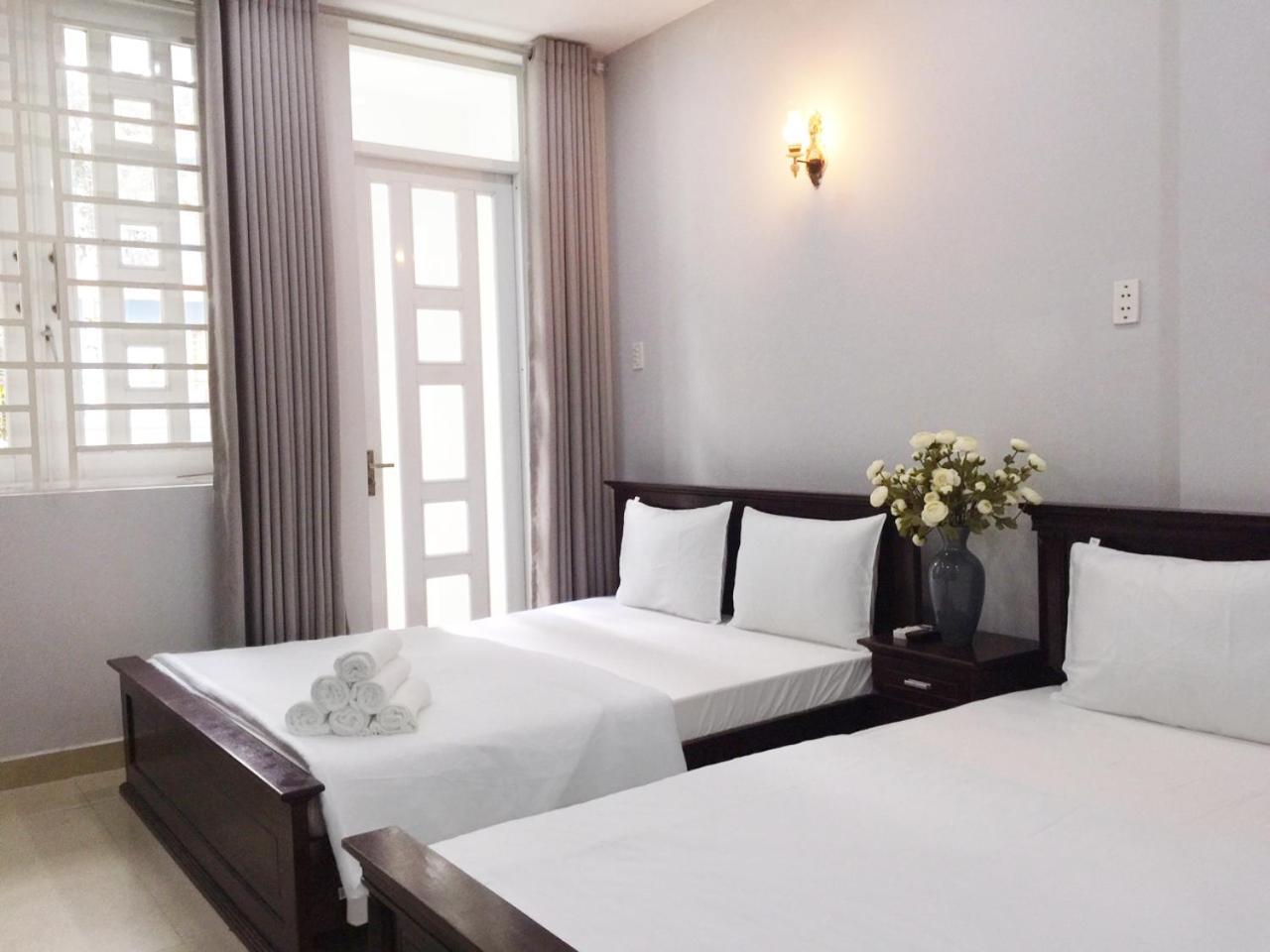 Venus Hotel - 2I1A Bach Dang P2 Tan Binh Ho Şi Min Exterior foto