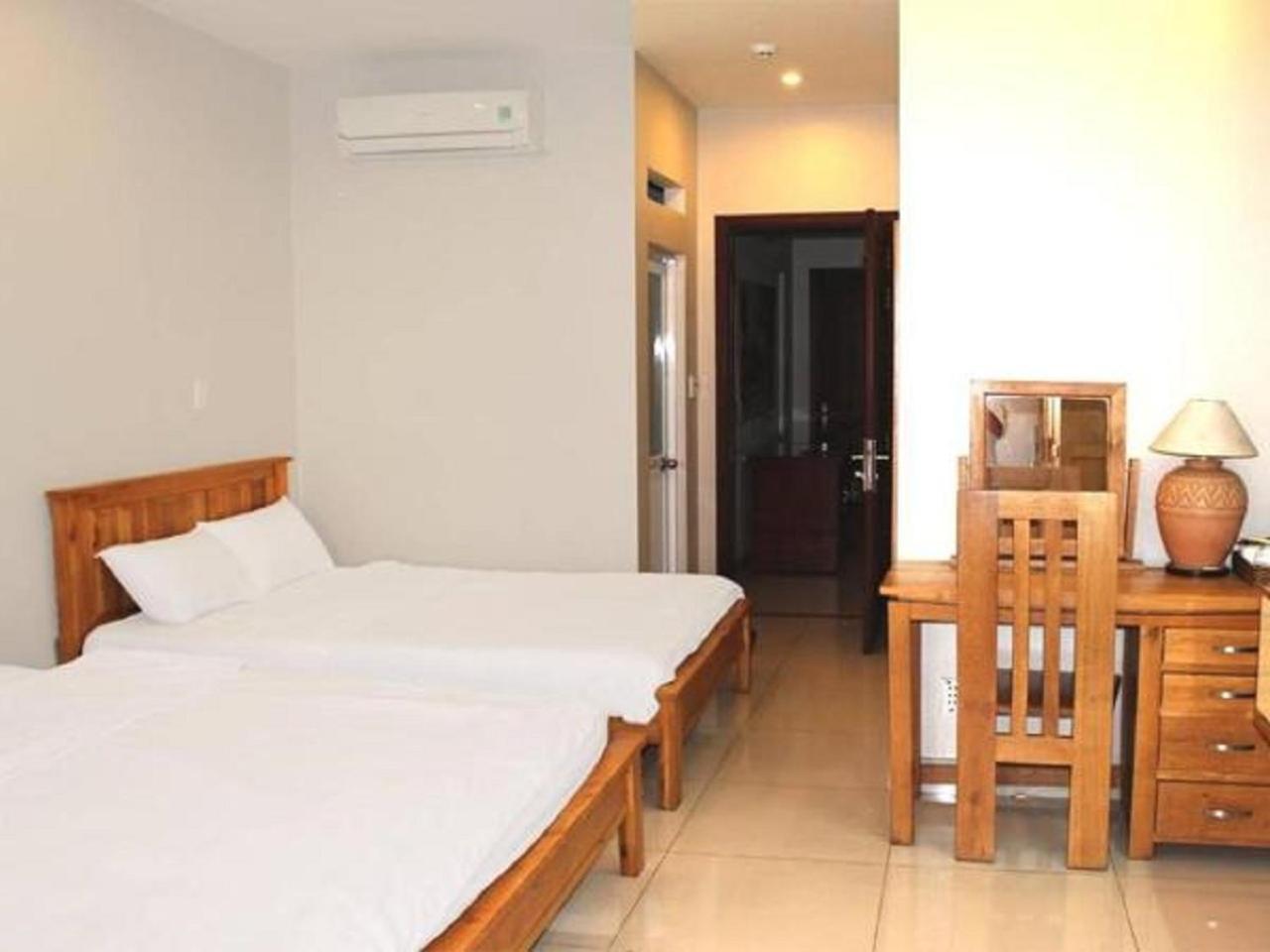 Venus Hotel - 2I1A Bach Dang P2 Tan Binh Ho Şi Min Exterior foto